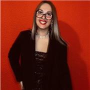 Profesora de apoyo escolar especializada en clases para niños de primaria y la ESO de forma presencial
